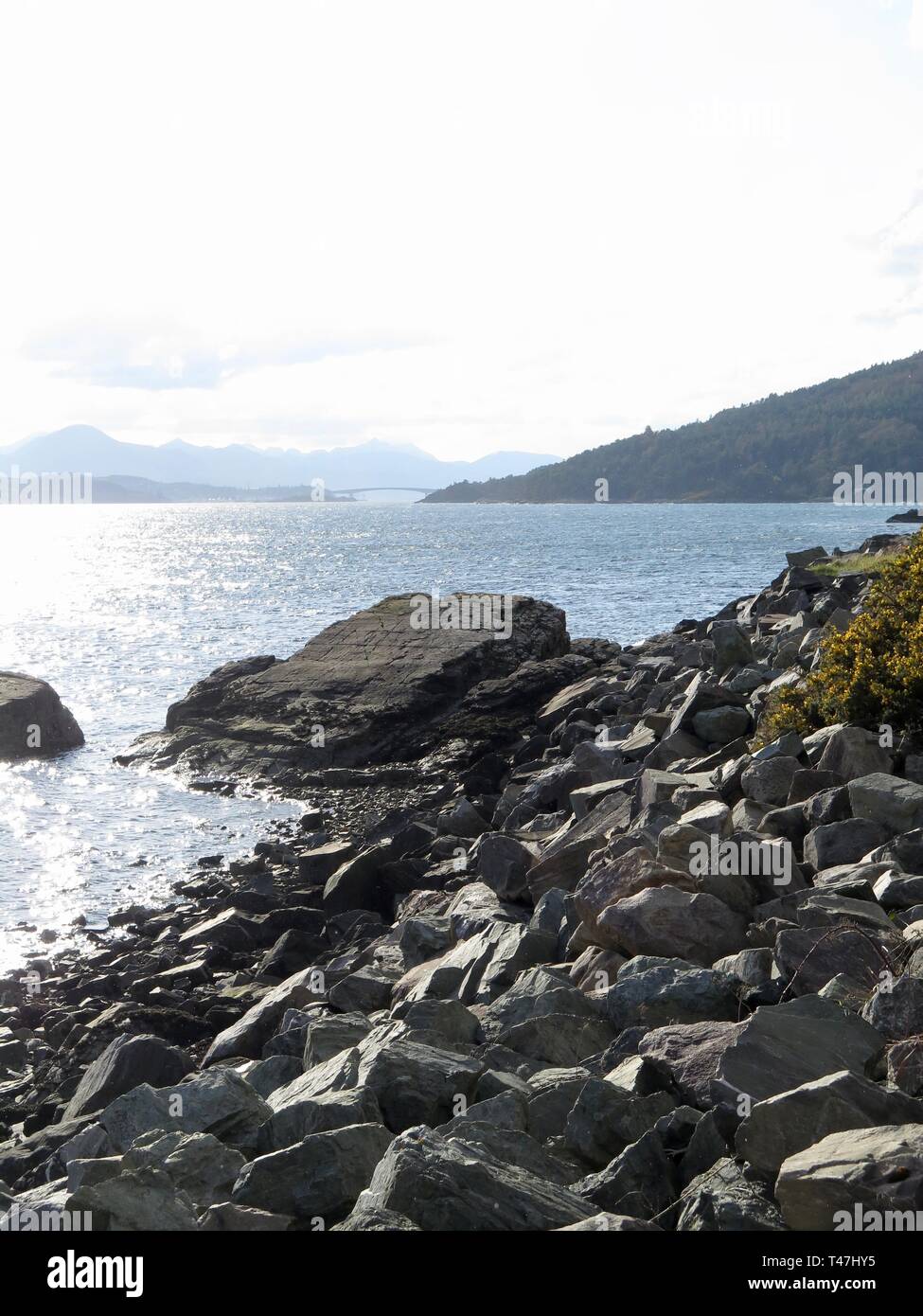 Scotland : Loch Alsh & vue sur le pont de Skye Banque D'Images