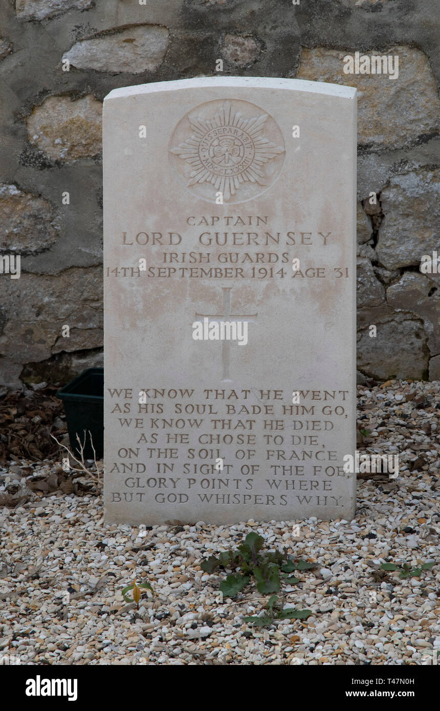 Tombe du Seigneur Capitaine Guernesey Irish Guards en Soupir Communal Cemetery France Banque D'Images