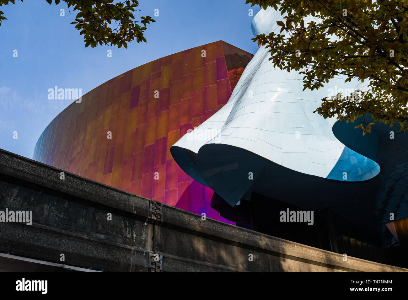 Détails de l'univers coloré et des murs du musée de la culture pop de Seattle, Washington, USA Banque D'Images