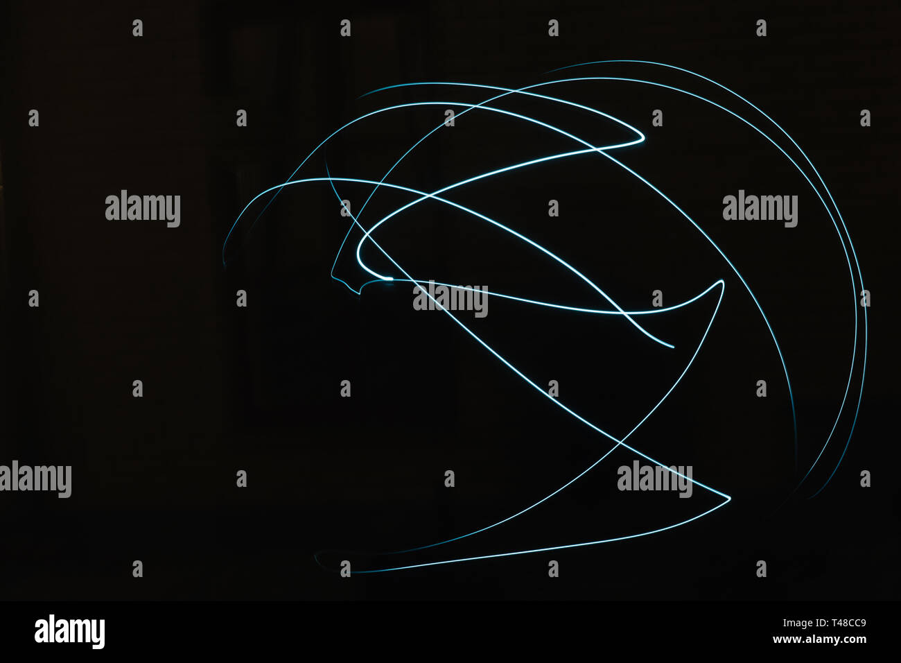 Abstract pattern de lumière sur un fond noir. photo with copy space Banque D'Images