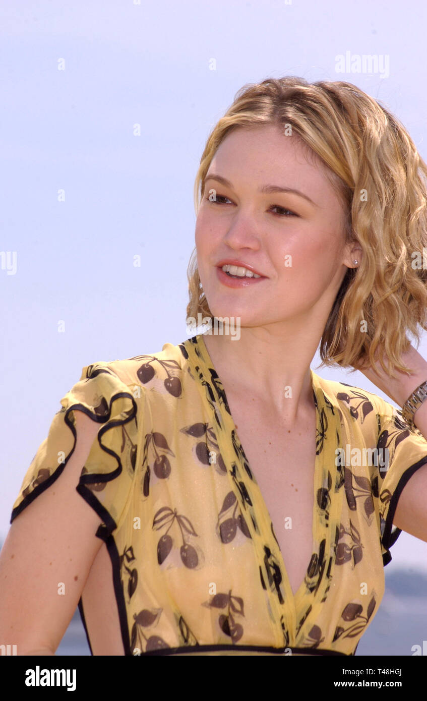 CANNES, FRANCE. 18 mai 2003 : JULIA STILES actrice au Festival de Cannes pour promouvoir son film Le Prince et l'étudiant. Banque D'Images