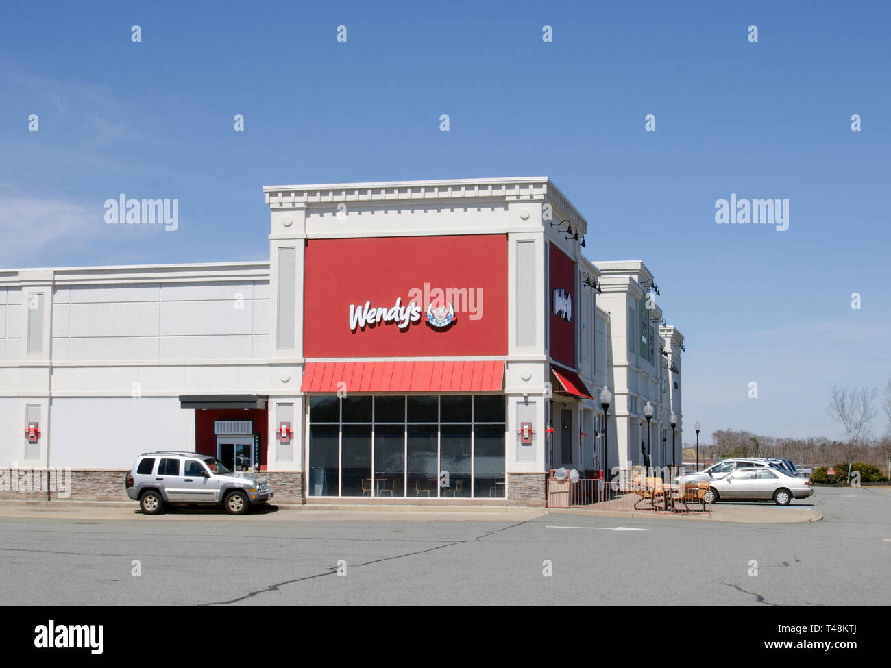 Wendys fast food restaurant extérieur avec fenêtre d'entraînement Banque D'Images