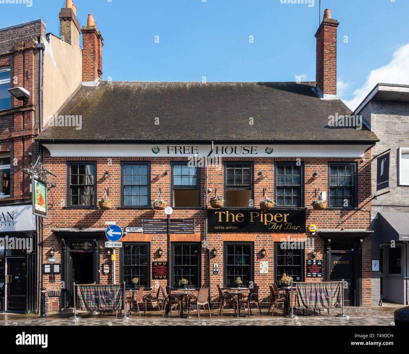 Le Piper gratuitement House pub sur la rue Peascod à Windsor, Berkshire, Royaume-Uni Banque D'Images