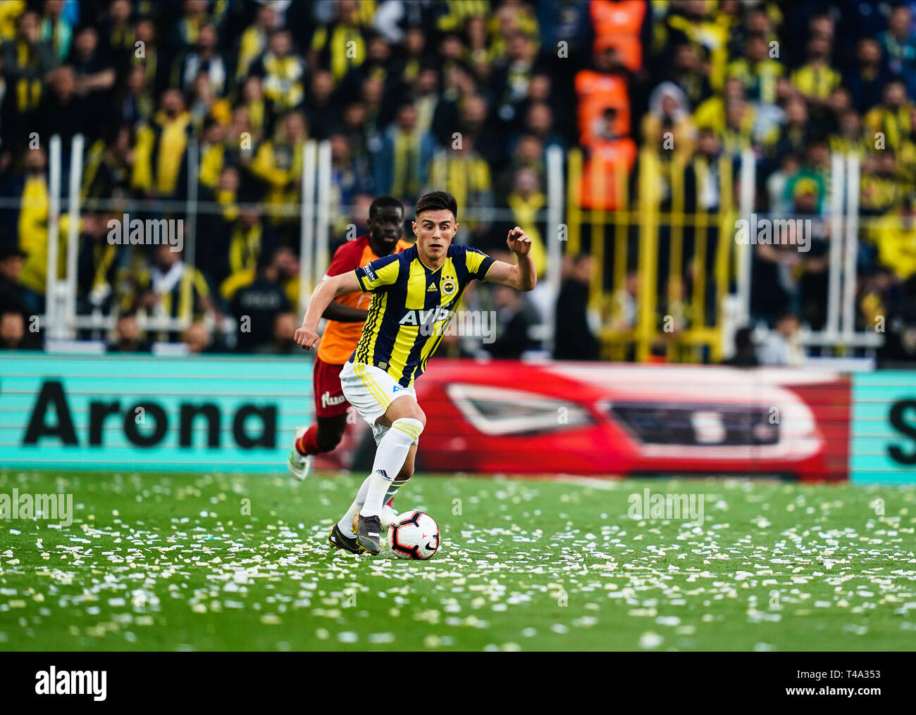 14 avril 2019 : Roberto soldado de Fenerbache au cours de la Super Lig turque entre Fenerbache et Galatasaray à l'ÅžÃ¼krÃ¼ SaracoÄŸlu Stadium à Istanbul , Turquie. Ulrik Pedersen/CSM. Banque D'Images