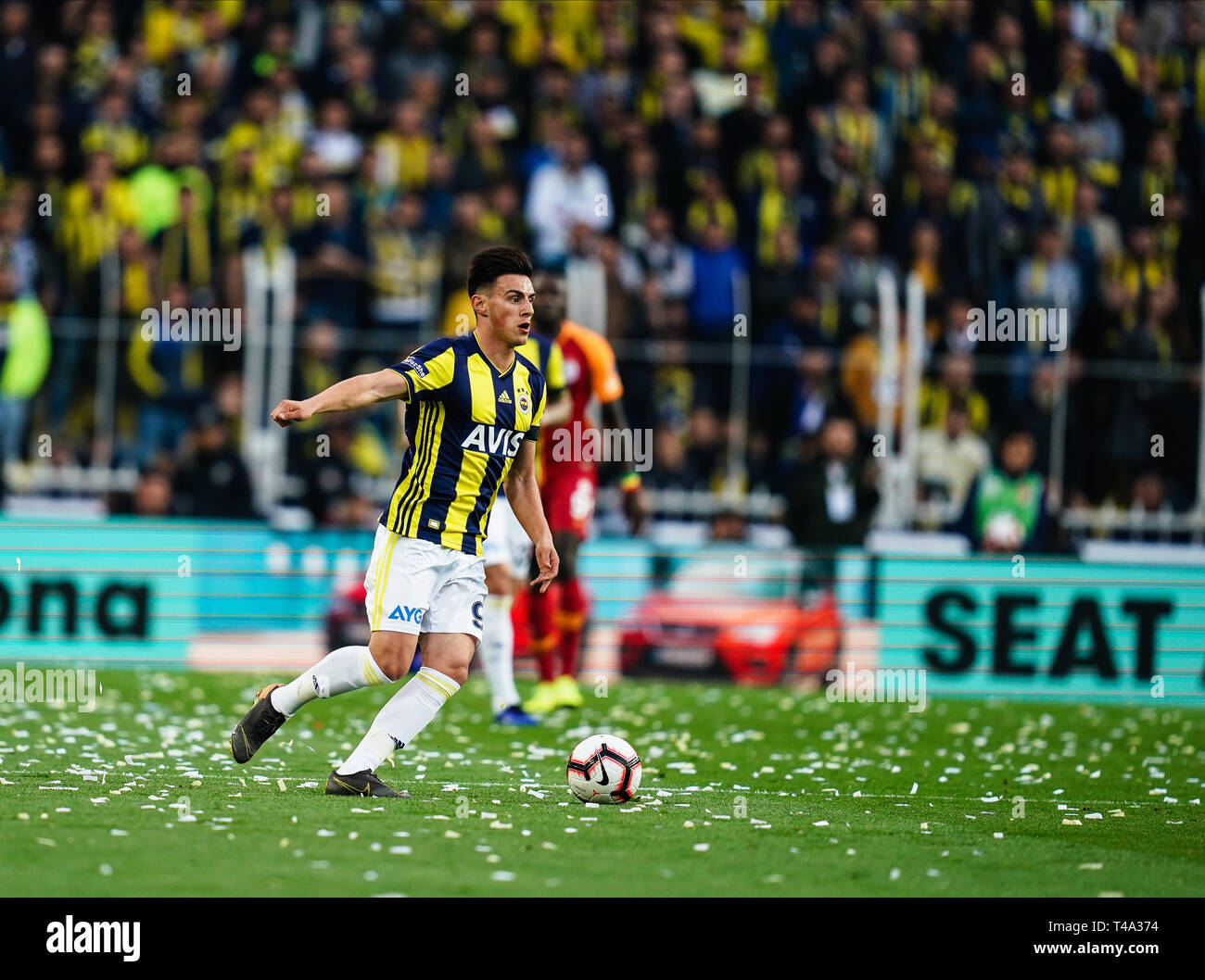 14 avril 2019 : Roberto soldado de Fenerbache au cours de la Super Lig turque entre Fenerbache et Galatasaray à l'ÅžÃ¼krÃ¼ SaracoÄŸlu Stadium à Istanbul , Turquie. Ulrik Pedersen/CSM. Banque D'Images
