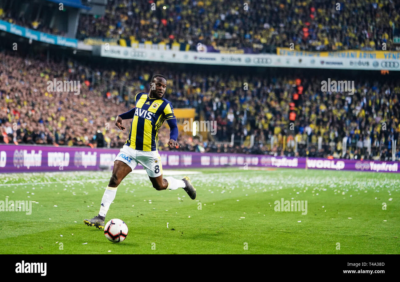 14 avril 2019 : Victor Moses de Fenerbache au cours de la Super Lig turque entre Fenerbache et Galatasaray à l'ÅžÃ¼krÃ¼ SaracoÄŸlu Stadium à Istanbul , Turquie. Ulrik Pedersen/CSM. Banque D'Images