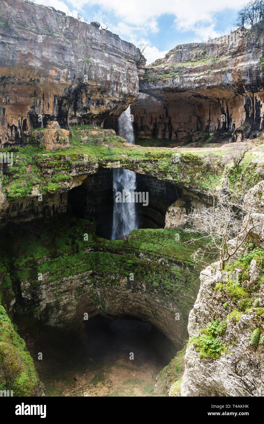 Gorge Baatara cascade et les trois ponts naturels, Tannourine, Liban Banque D'Images
