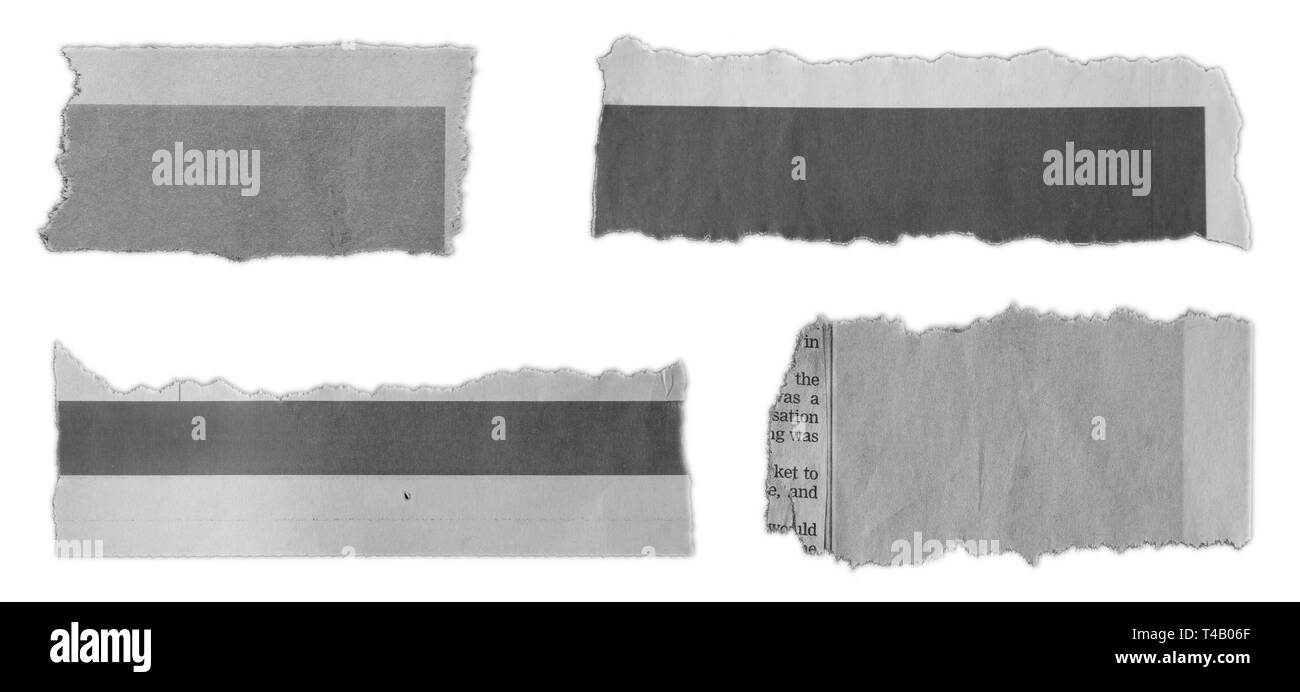 Morceaux de papier déchiré sur fond uni Banque D'Images