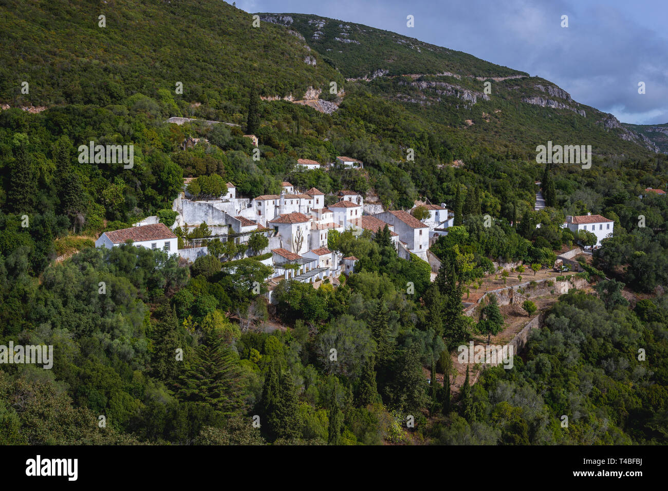 Convento de Nossa Senhora da Arrabida - couvent de Notre Dame de l'ancien monastère de Arrabida Parc Naturel de Arrábida près de Setubal, Portugal Banque D'Images