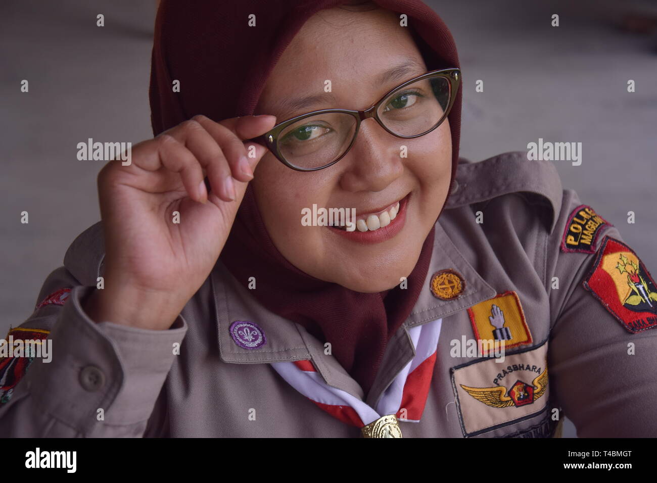 Le visage de la fille du Scoutisme de l'Indonésie Banque D'Images