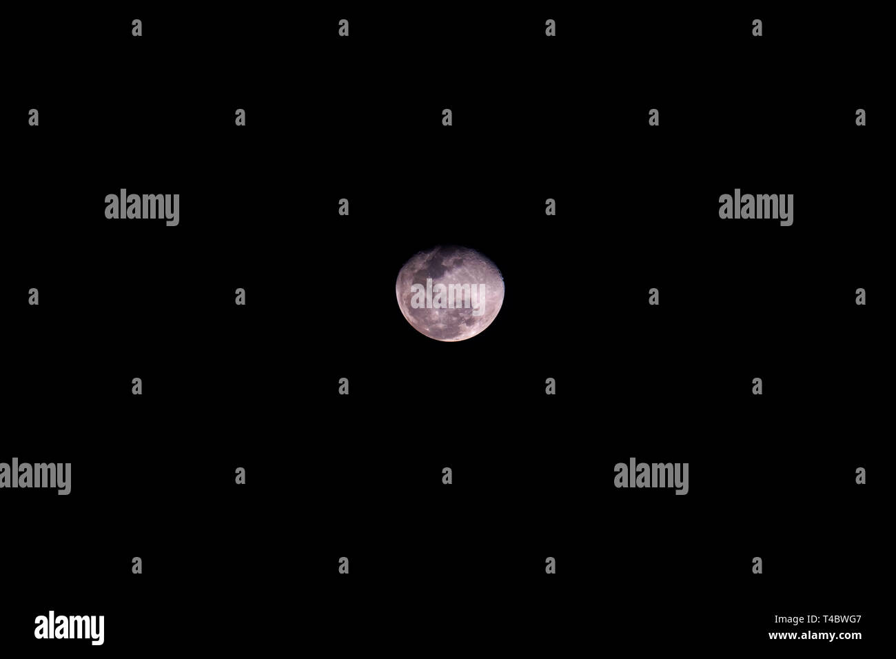 Pleine lune fond noir toile copie espace surface détail Banque D'Images