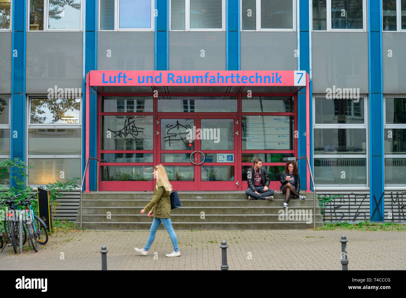 Institut für Luft- und, Wuellnerstrasse Raumfahrtsysteme, RWTH, Aachen, Nordrhein-Westfalen, Deutschland, Wüllnerstrasse Banque D'Images
