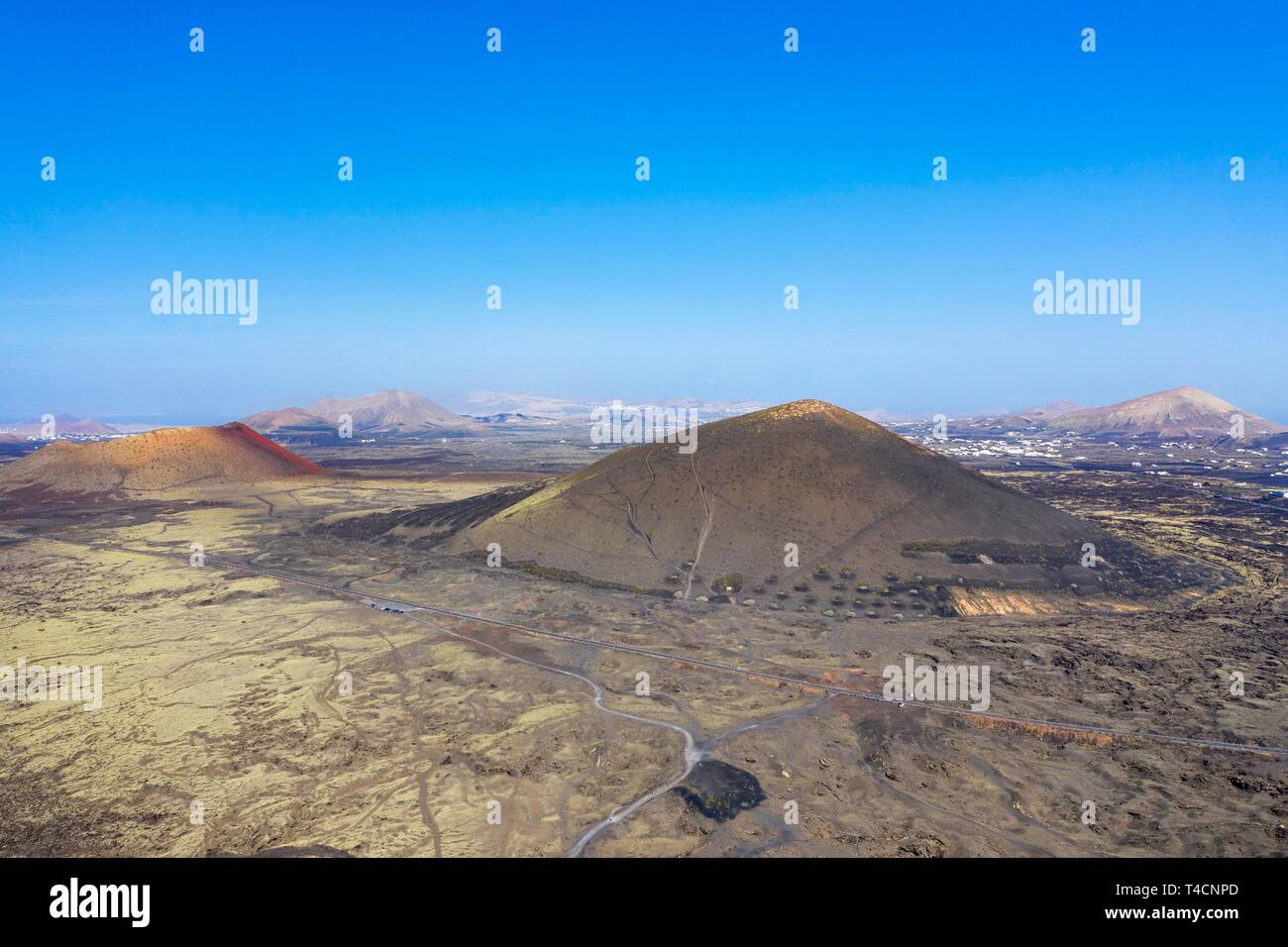 Les volcans Montana Negra et Montana Colorada, drone photo, Lanzarote, îles Canaries, Espagne Banque D'Images