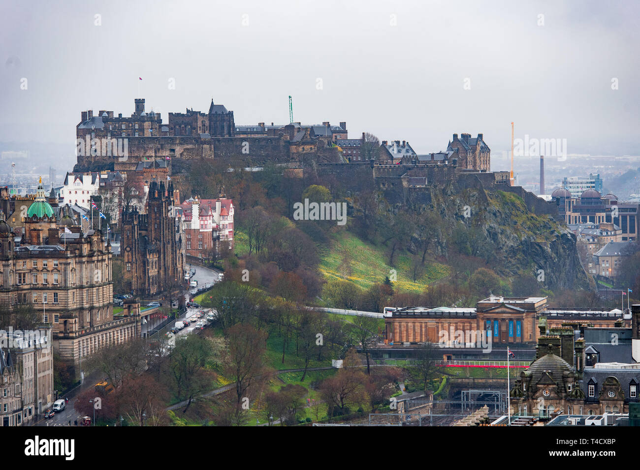 Vue du Monument Nelson, Calton Hill, à Édimbourg. GV, le château d'Édimbourg, mound, rsa Banque D'Images