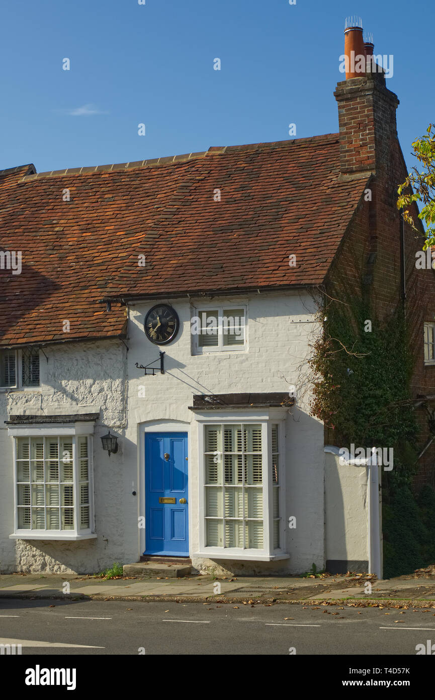 Ancien cottage de brique blanchis à Midhurst, West Sussex, Angleterre Banque D'Images