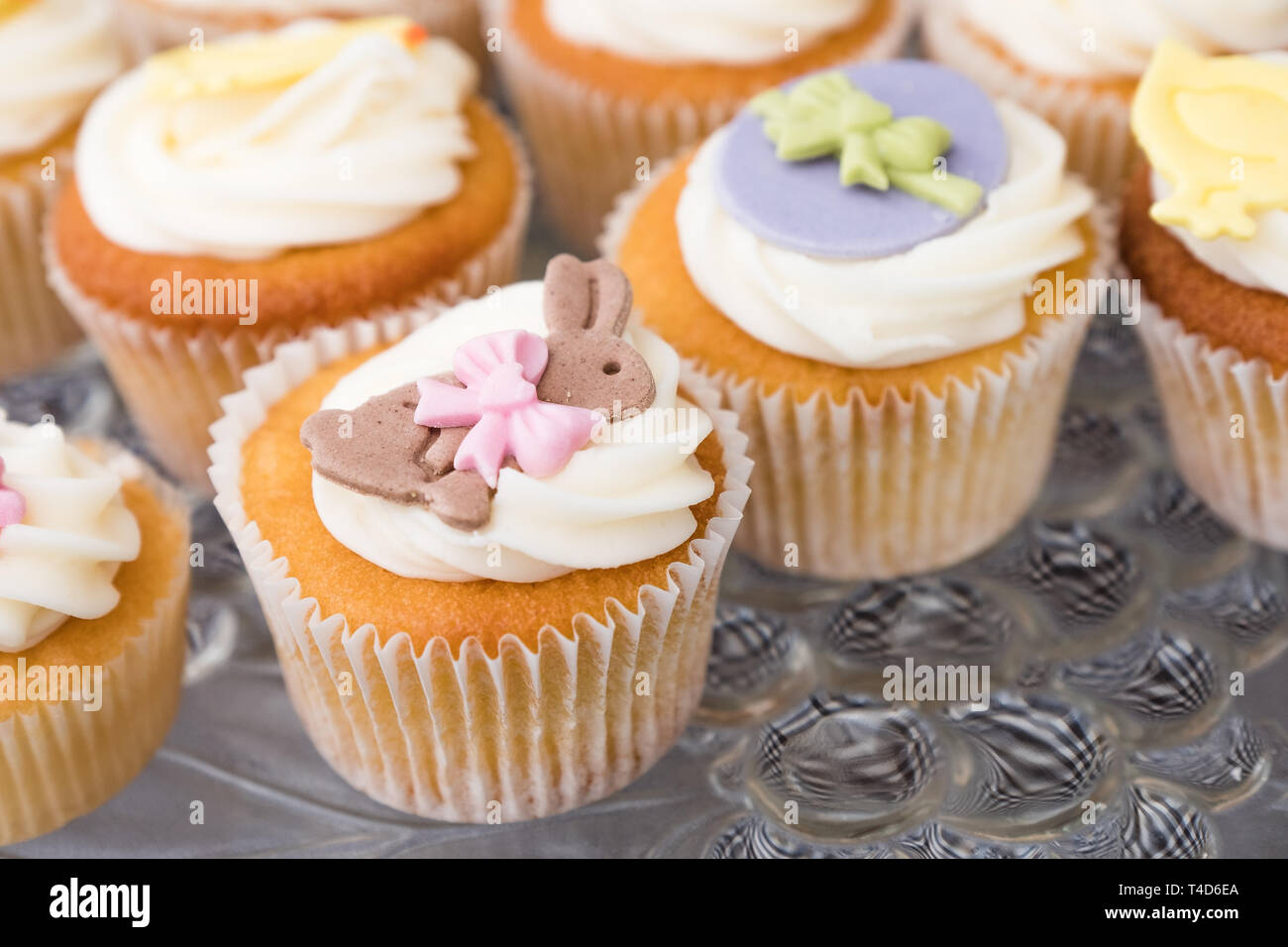 Gâteaux glacés de fantaisie au Waddesdon Manor marché artisanal. Banque D'Images