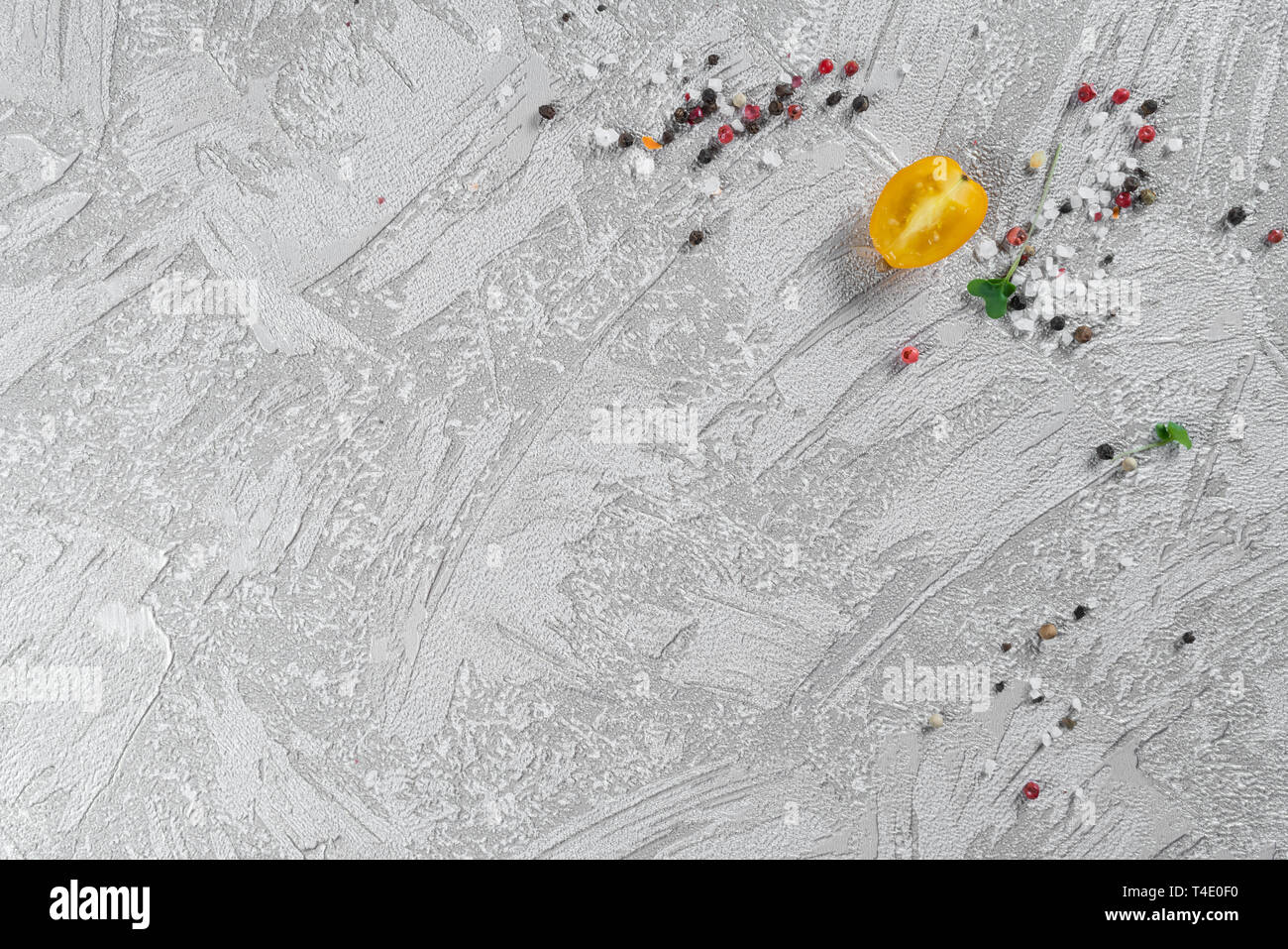 Fond d'aliments sains. Concept d'une alimentation saine, des légumes frais, des noix et des fruits. Sur un fond de bois. Vue d'en haut. Copier l'espace. Banque D'Images