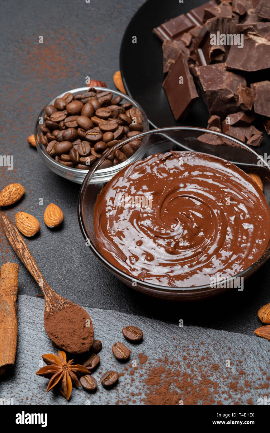 Zibeem Tasse À Fondue Au Chocolat Avec 4 Fourchettes - Tasses À Fondre