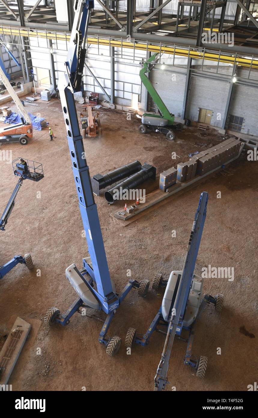 Photos montrant l'avancement de la construction pour le KC-46 Pegasus campus d'entretien le 20 mars 2019, Tinker Air Force Base, Texas. Les deux premiers hangars sont en voie d'achèvement et sera bientôt remis à l'Armée de l'air de l'entrepreneur principal. Banque D'Images