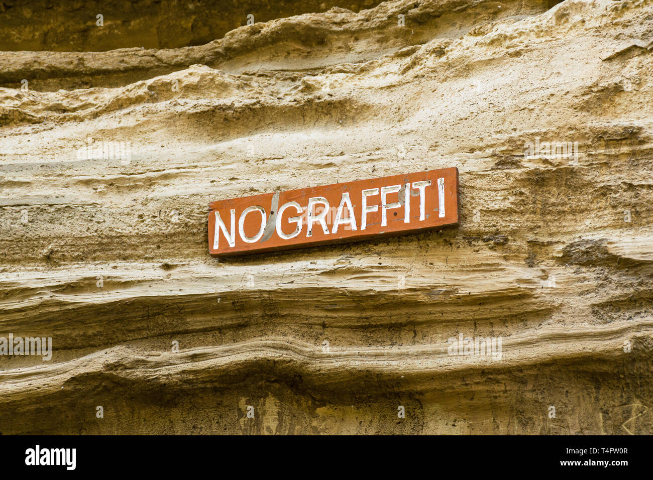 Aucun signe de Lo Njorowa graffiti, gorge, Hells Gate National Park, Kenya Banque D'Images