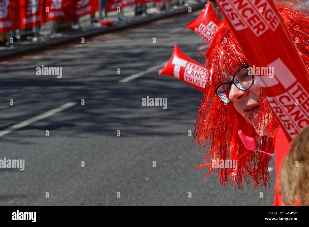 Londres, Grande-Bretagne, le 22 avril 2018 : les spectateurs lors du Marathon de Londres 2018. C'était la 38e conférence annuelle de la participation de masse avec une course marathon de Londres est Banque D'Images