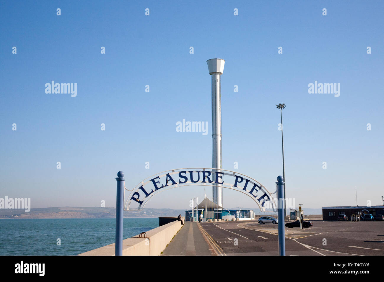 Jetée de Weymouth avec tour d'observation de la vie marine Banque D'Images