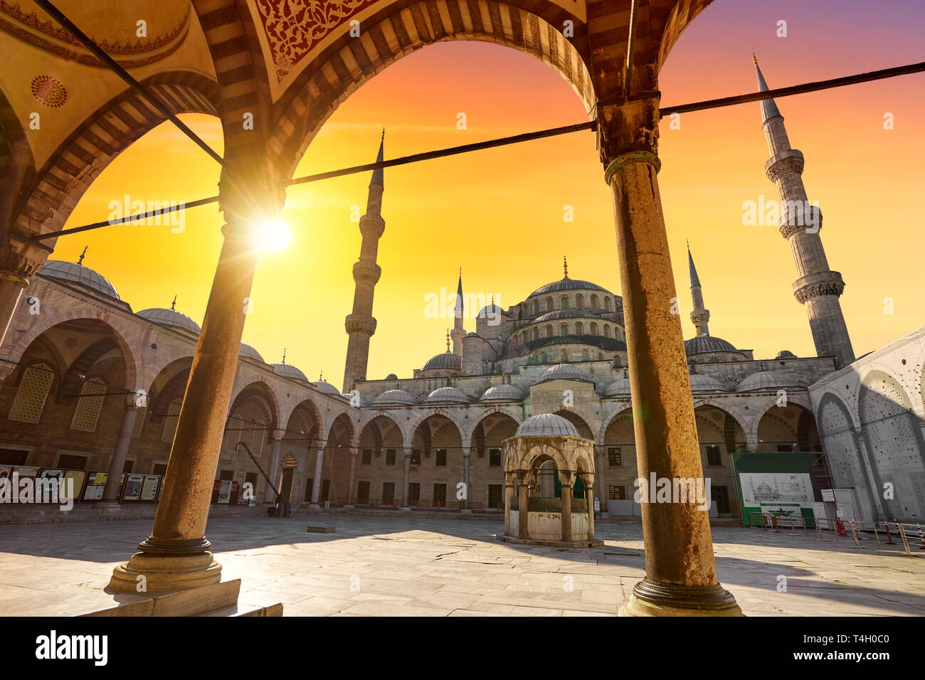 Mosquée Bleue, coucher de soleil, Istanbul, Turquie Banque D'Images