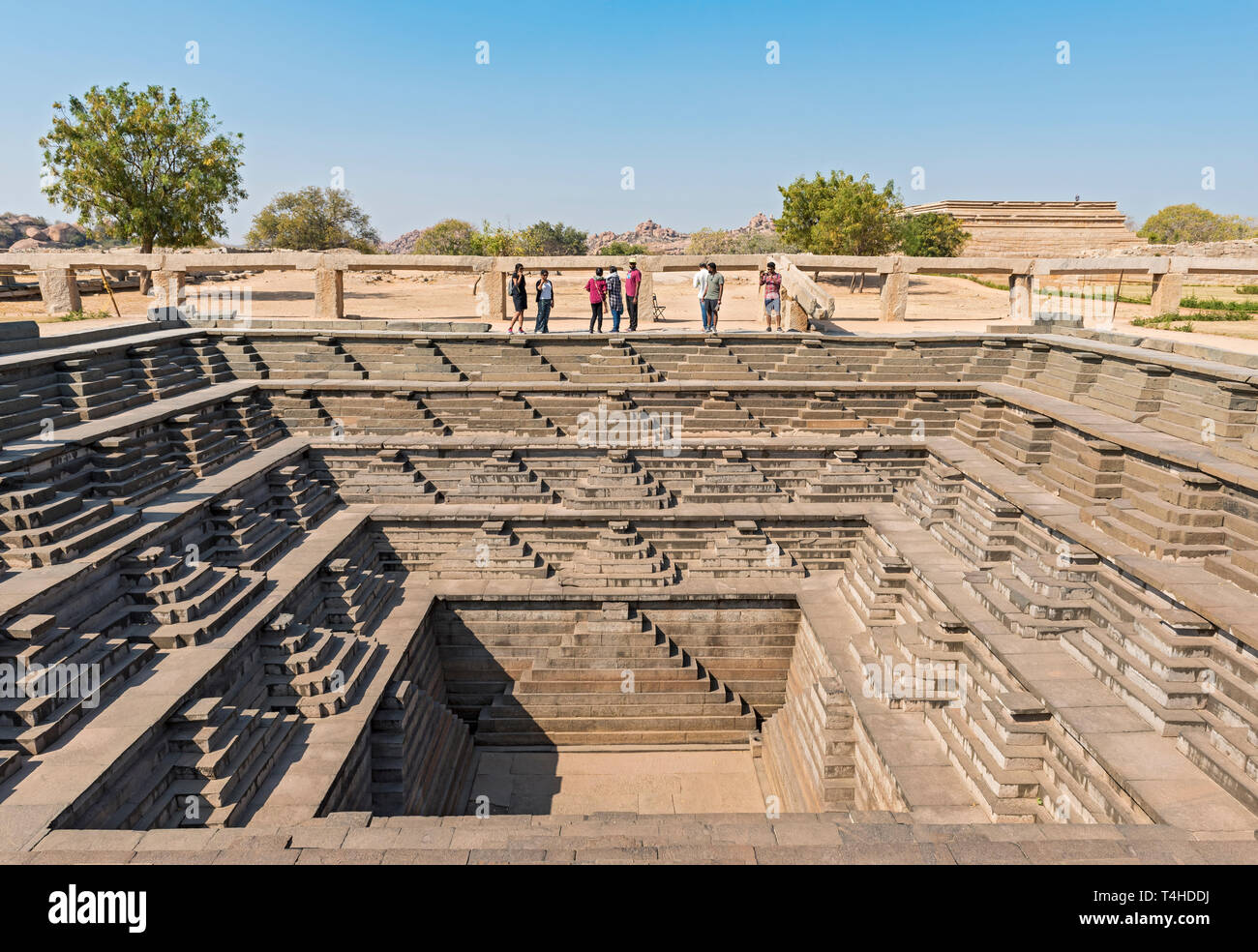 Bain Public (réservoir d'eau carré) à la Royal Enclosure, Hampi, Inde Banque D'Images