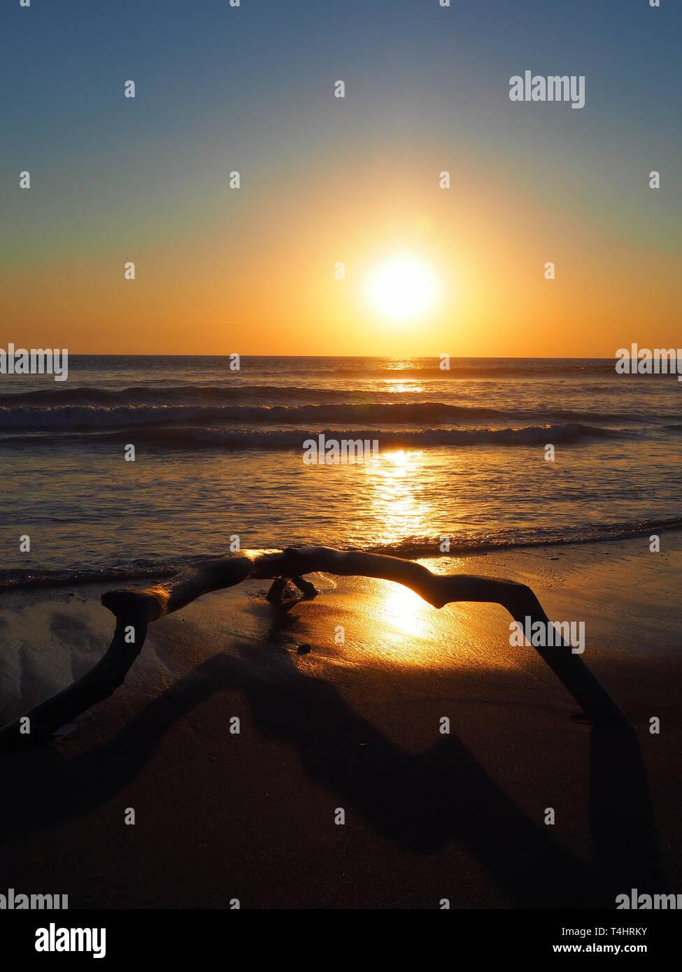 Coucher de soleil sur la mer au Costa Rica Banque D'Images