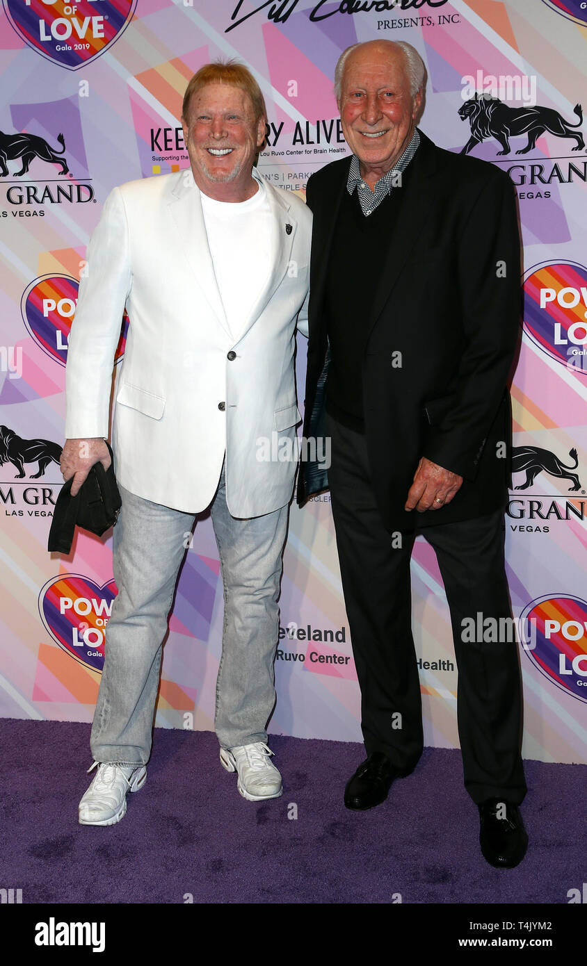 Garder vivante la mémoire rend hommage à Lionel Richie au 23e Gala annuel de puissance de l'amour au MGM Grand Garden Arena avec : Mark Davis, Fred Biletnikoff Où : Las Vegas, Nevada, United States Quand : 16 Mar 2019 Crédit : Judy Eddy/WENN.com Banque D'Images
