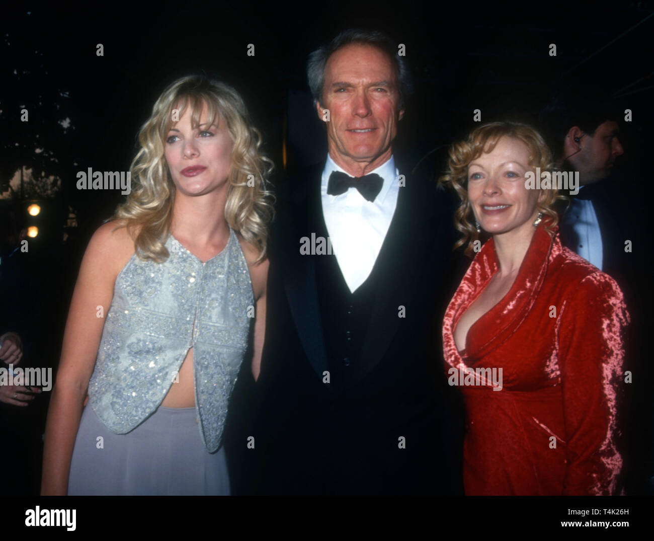 Los Angeles, Californie, USA 21 Mars 1994 L'actrice Alison Eastwood, père de l'acteur et réalisateur Clint Eastwood et l'actrice Frances Fisher assister à la 66e annuelle des Academy Awards le 21 mars 1994 à Dorothy Chandler Pavilion à Los Angeles, Californie, USA. Photo de Barry King/Alamy Stock Photo Banque D'Images