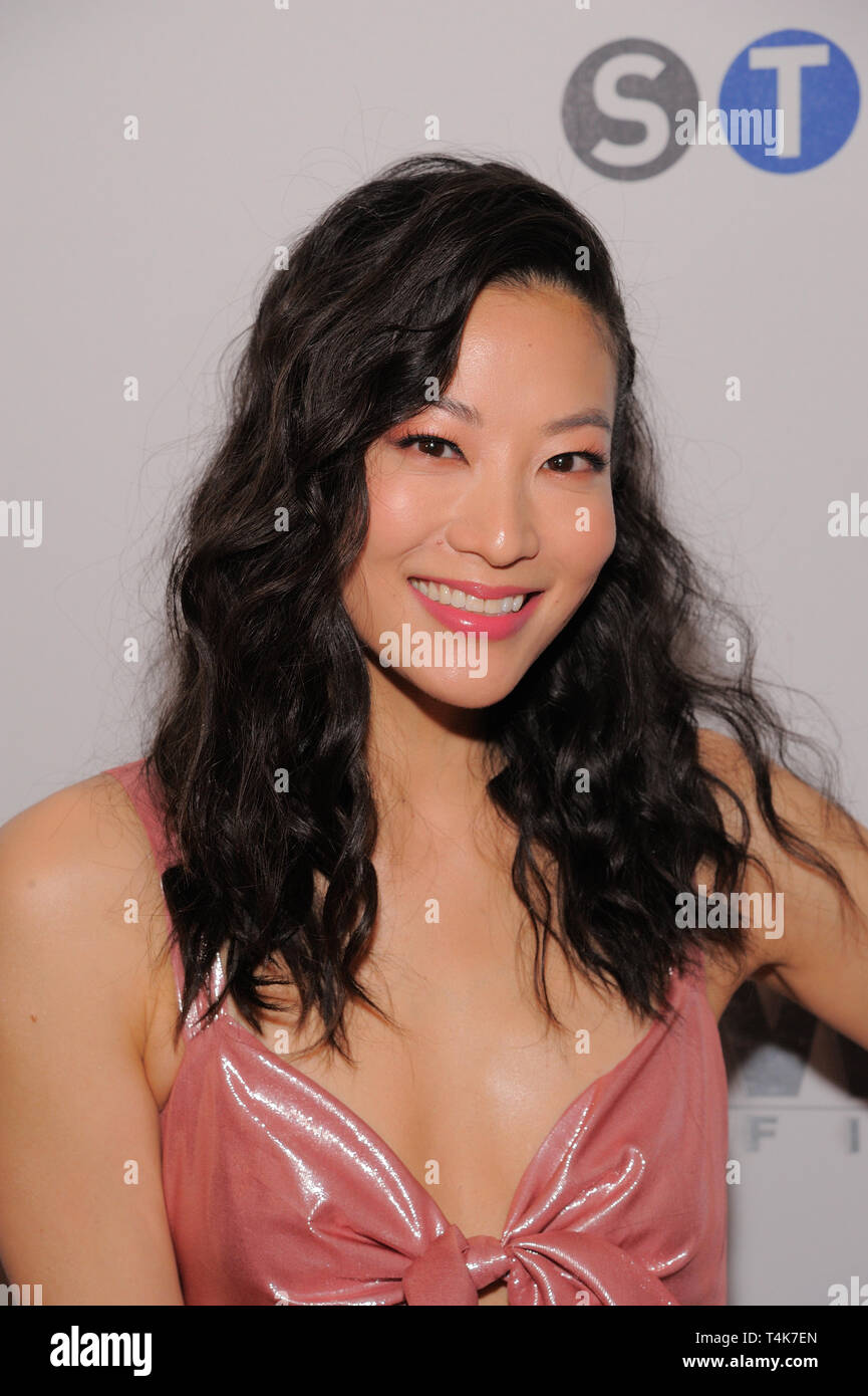 NEW YORK, NY - 16 avril : Arden Cho assiste à la première de New York 'collé' à Crosby Street Hotel le 16 avril 2019 à New York. Banque D'Images