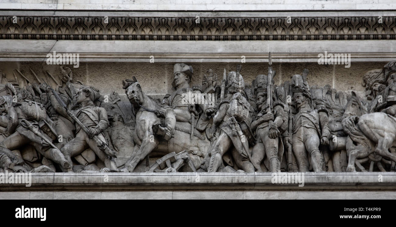 Arc de Triomphe à Paris, quatre côtés décrivent des scènes de la révolution et Empire bas-reliefs Banque D'Images
