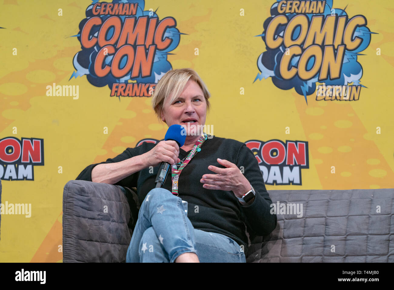 DORTMUND, ALLEMAGNE - 13 Avril 2019 : Denise Crosby (*1957), actrice allemande au Comic Con Dortmund édition de printemps, un jour deux convention de ventilateur Banque D'Images