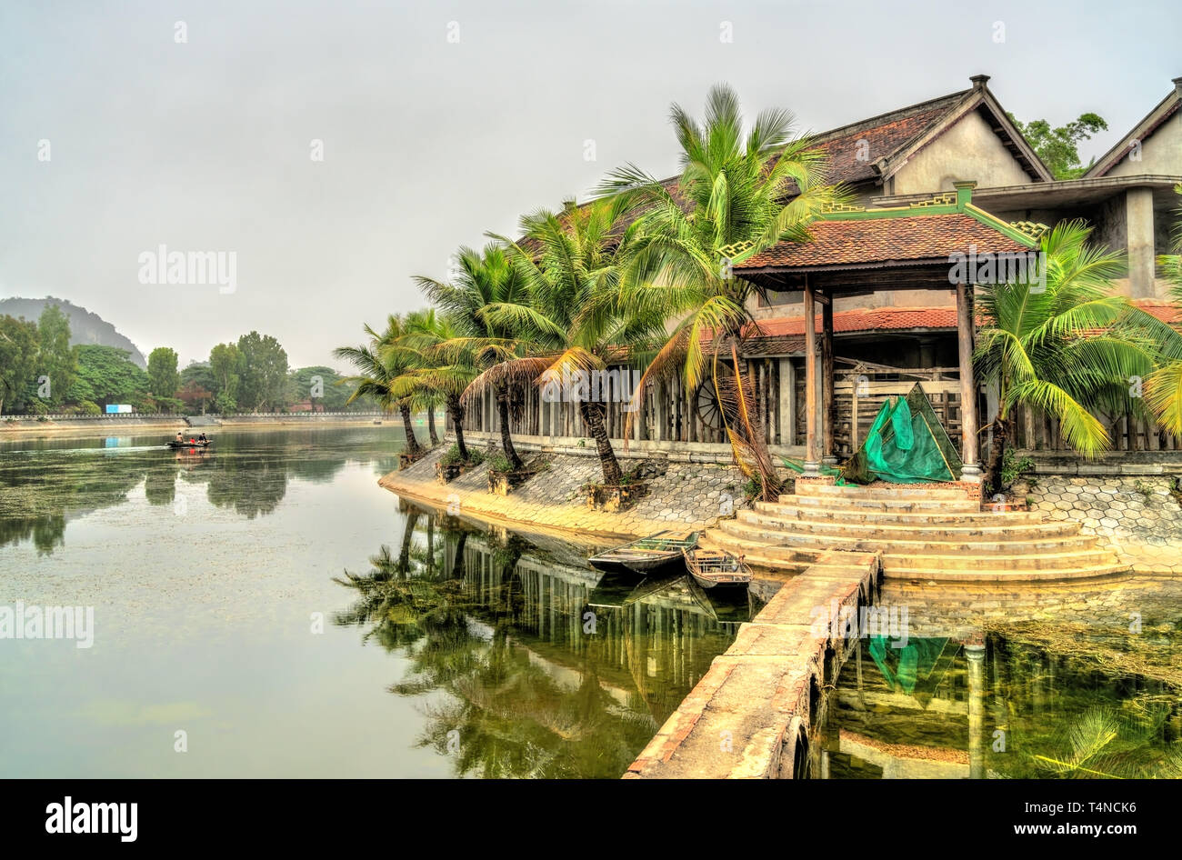 Avis de Tam Coc ville dans la province de Ninh Binh du Vietnam Banque D'Images