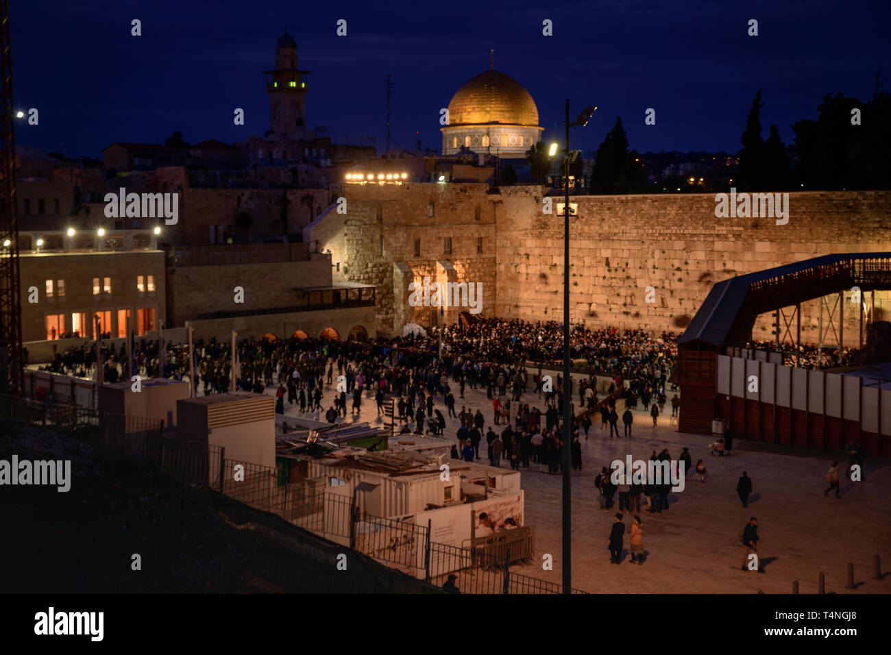 Jérusalem, Israël,29-mars-2019:personnes venir ensemble à sabbat soir au mur des lamentations ou mur des lamentations pour prier, le vendredi soir du sabbat est pour le juif en Israël Banque D'Images