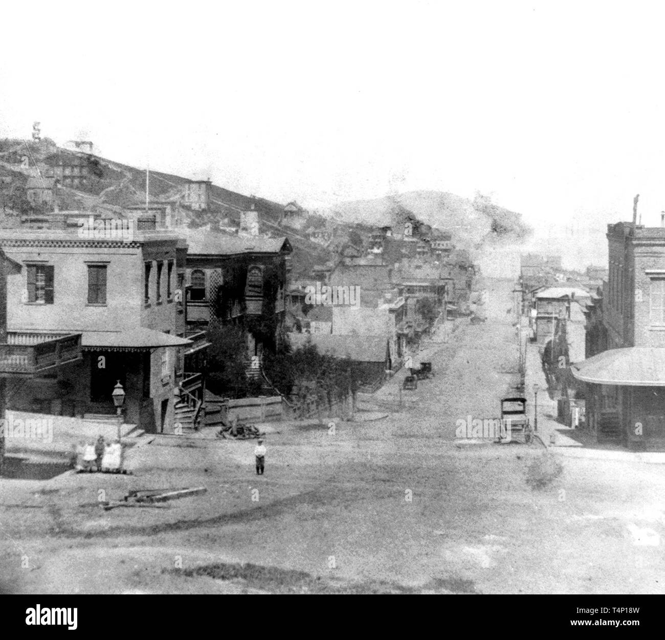 L'histoire de la Californie - Mason Street, rue de l'argile, à au nord de San Francisco, CA. 1866 Banque D'Images