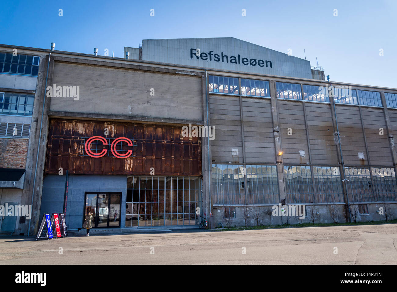 Centre d'art contemporain de Copenhague, une l'art à grande échelle et d'installations d'avant-garde affiché dans une grande et ancienne installation de soudage, Refshaleoen isla Banque D'Images