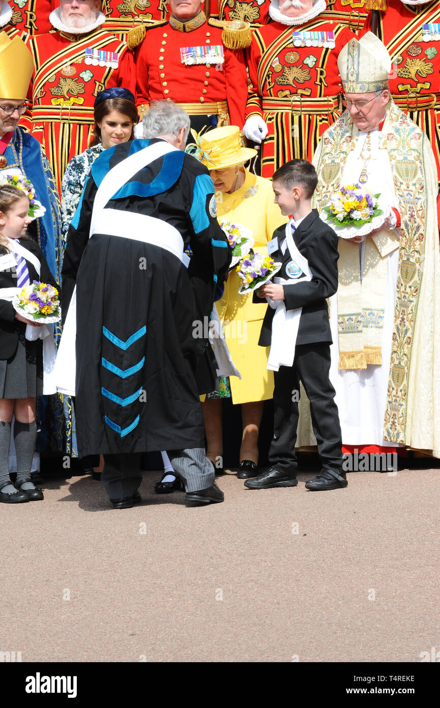 Londres, Royaume-Uni. 18 avr, 2019. Sa Majesté la Reine, la Princesse Eugénie sont vus au cours de la Royal Service Saint à la Chapelle St George à Windsor. Credit : Terry Scott/SOPA Images/ZUMA/Alamy Fil Live News Banque D'Images