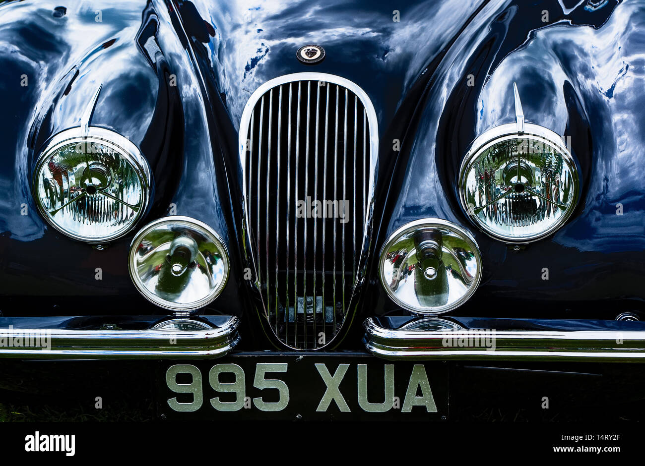 Une jaguar XK120 1952 sur l'affichage à une exposition de voiture Banque D'Images