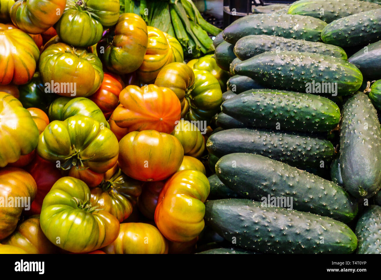 Marché aux Légumes Tomates Concombres Espagne Banque D'Images