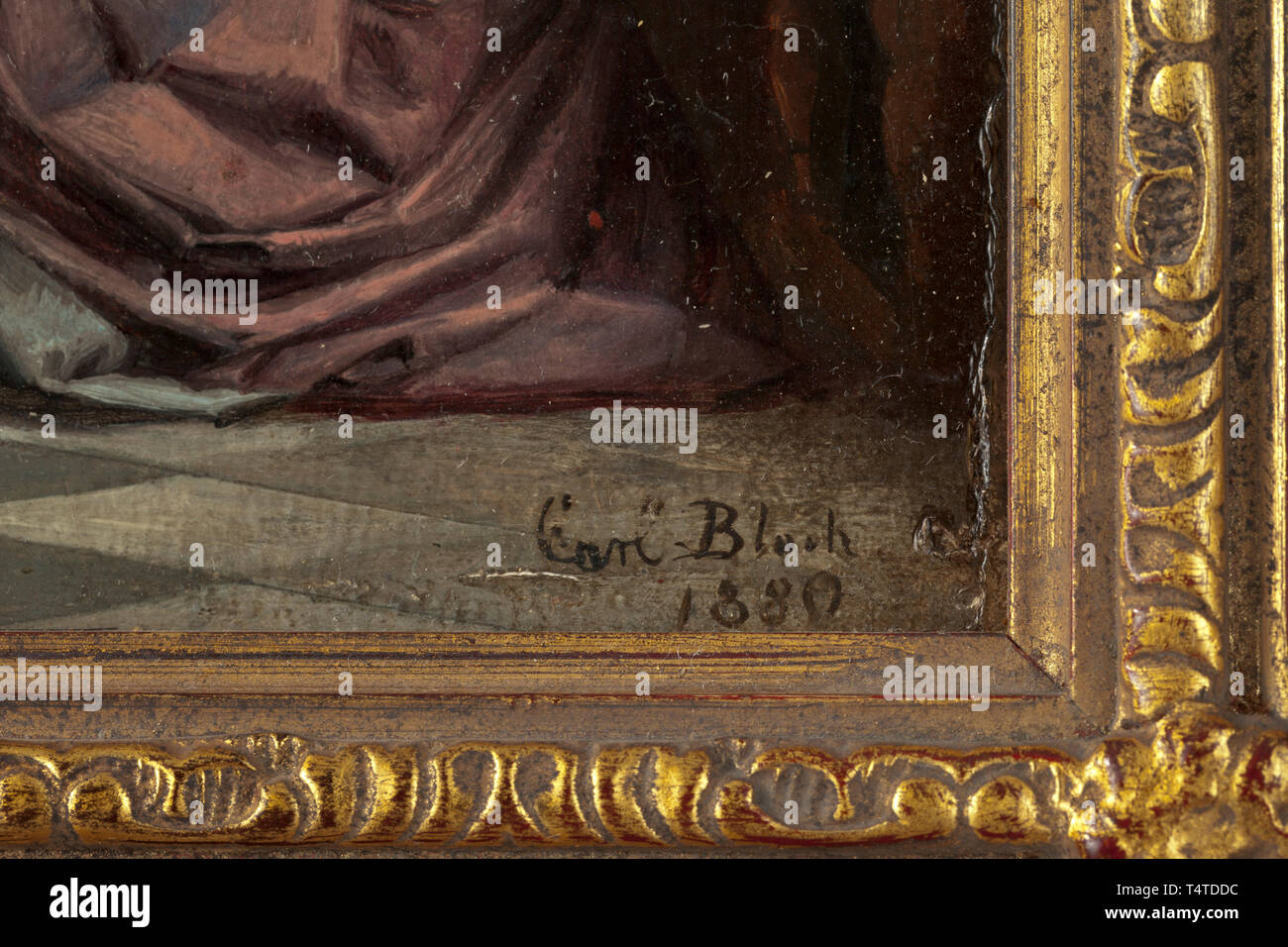 Carl Heinrich Bloch (1834 - 1890) - intérieur du château, huile sur toile, signée et datée 'Carl Bloch 1880' en bas à droite. Château baroque, haut prix, richement équipé d'horloge permanent, peintures, peinture plafond et des meubles, une servante d'essuyer le plancher. Peinture fine vives avec de délicates composition de couleurs. Nouveau cadre en relief somptueux. Dimensions de la peinture circa 33 x 27 cm, dimensions du cadre 47 x 41 cm environ. La peinture de genre de haute qualité par un maître danois de la fin de l'époque romantique qui a étudié à l'Académie des beaux-arts à Copenhague, un Additional-Rights Clearance-Info-Not-Available- Banque D'Images