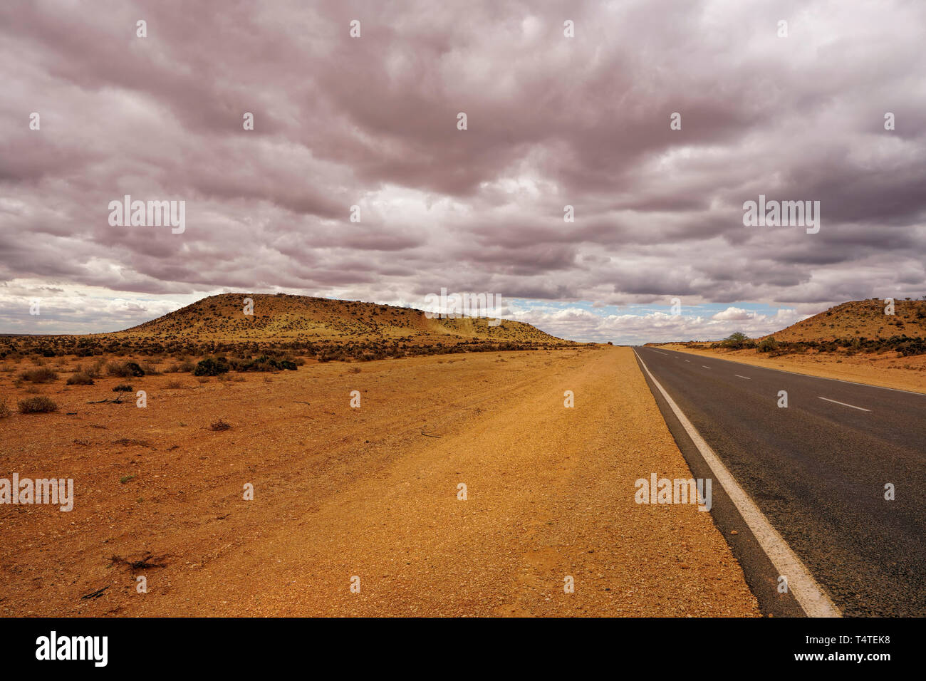 Voyageant le long de la route côtière du nord-ouest dans l'ouest de l'Australie Banque D'Images