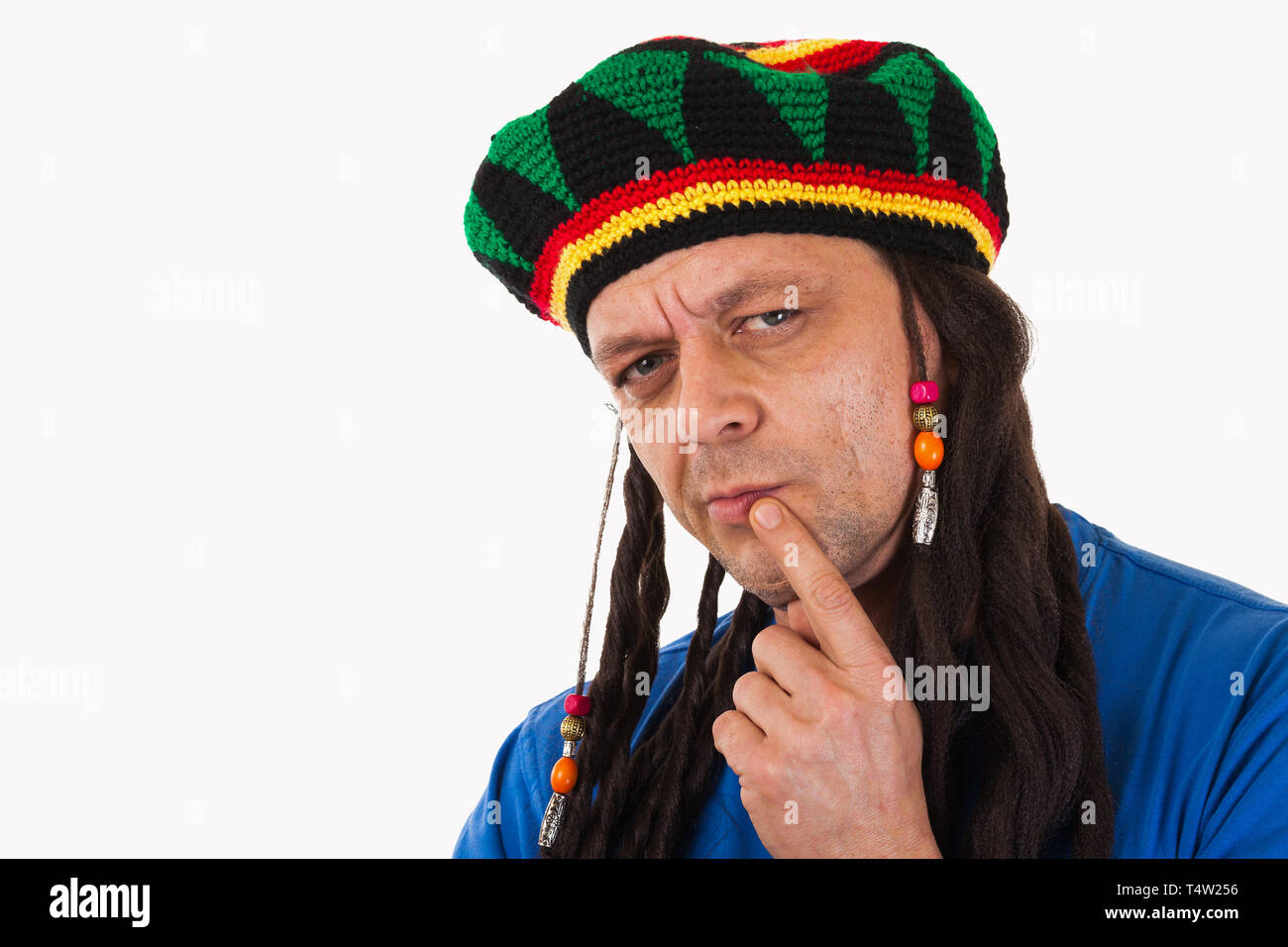 Un fou avec des dreadlocks perruque-isolées Banque D'Images