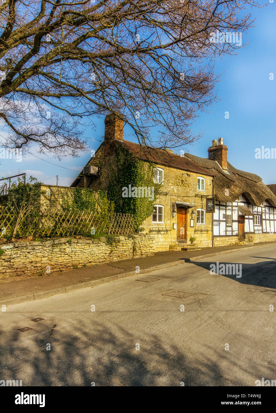 Le Fox & Hounds pub/restaurant à Bredon, Worcestershire, Angleterre. Banque D'Images