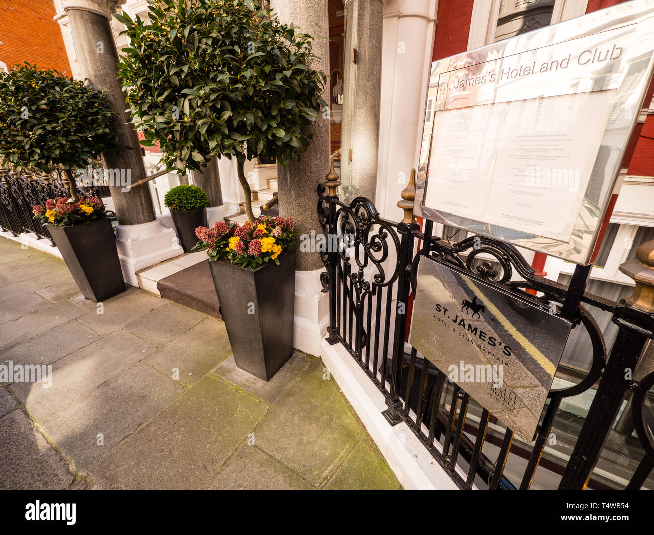 Hôtel St James's Club et Mayfair, Londres, Angleterre, RU, FR. Banque D'Images