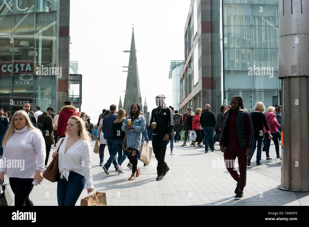 Dans la zone de shopping centre commercial Bullring, Birmingham , Royaume-Uni Banque D'Images