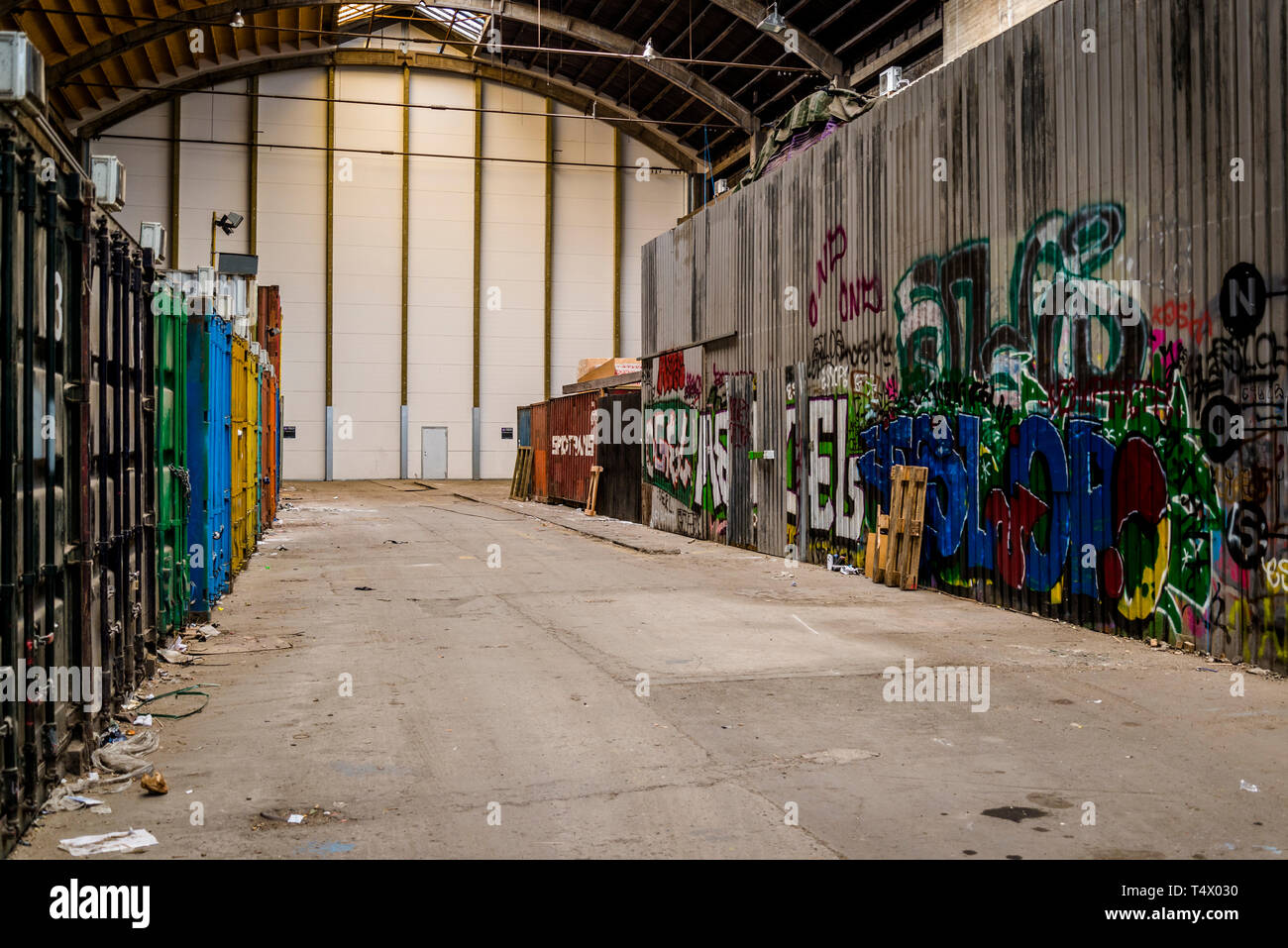 Installation industrielle Refshaleoen déserte, l'île, une partie de l'île d'Amager, est un ancien site industriel dans le port de Copenhague maintenant une zone urbaine fo Banque D'Images