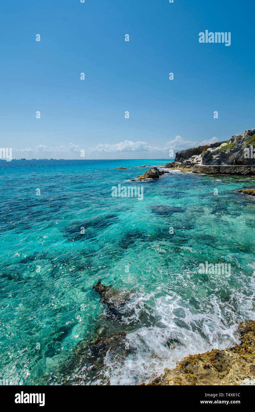 Des falaises rocheuses à Isla Mujeres, Cancun Banque D'Images