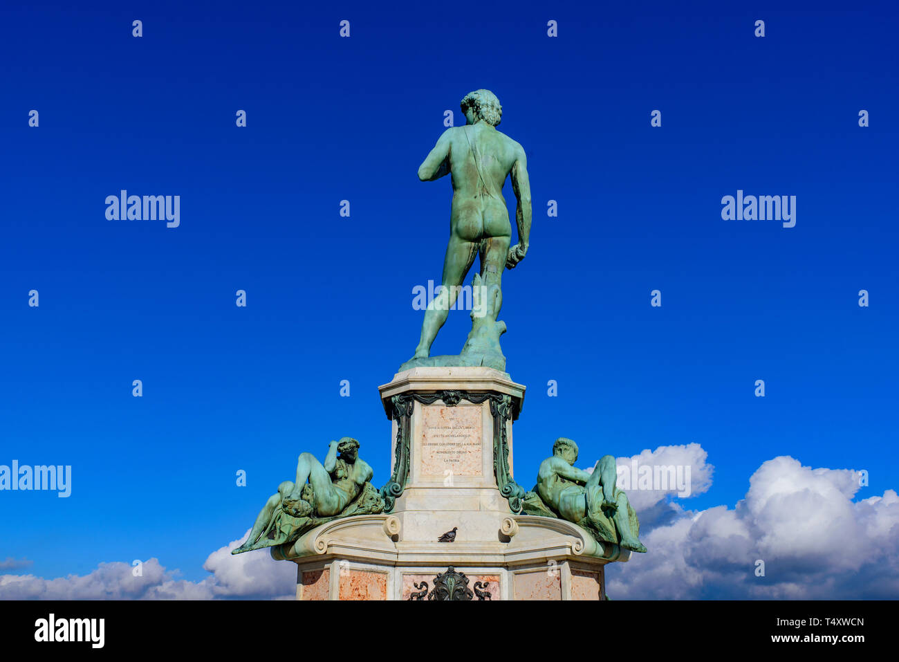 Piazzale Michelangelo Michelangelo (carré) avec statue en bronze de David, la place avec vue panoramique de Florence, Italie Banque D'Images